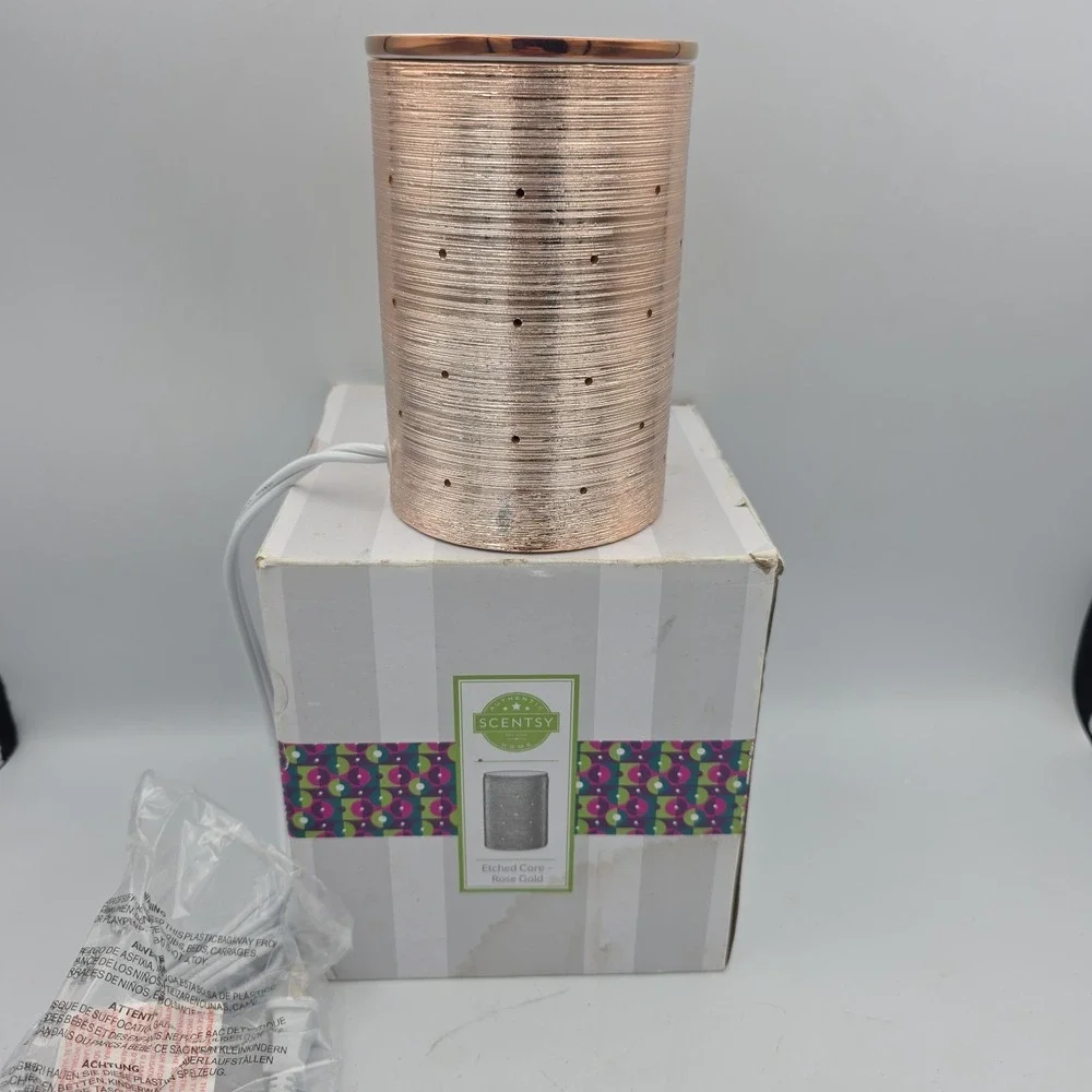Scentsy Etched Core Full Size Wax Warmer Rose Gold - New Open Box